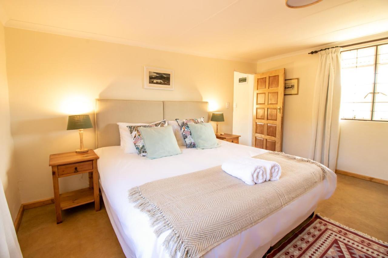 Sunbird Cottage Graaff-Reinet Екстериор снимка